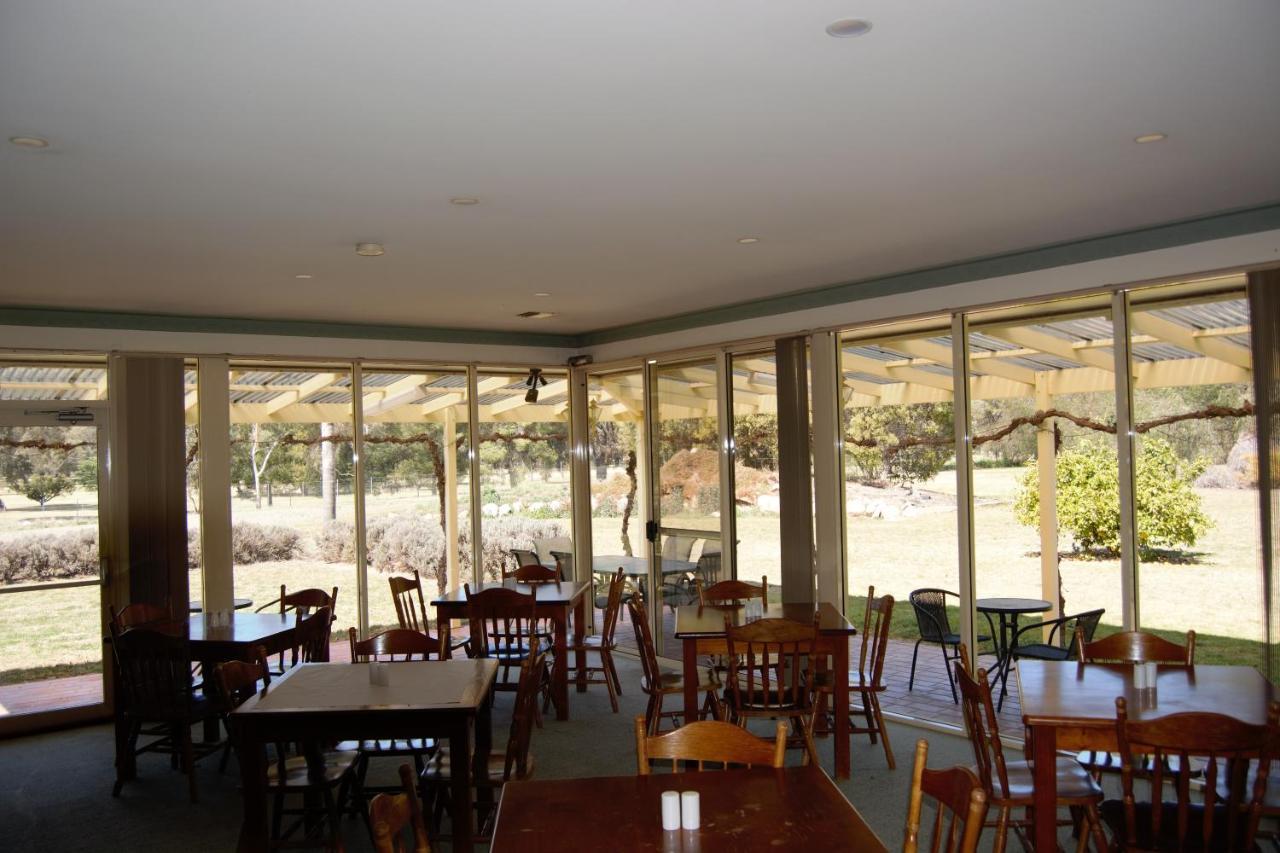 Civic Motor Inn Cowra Buitenkant foto